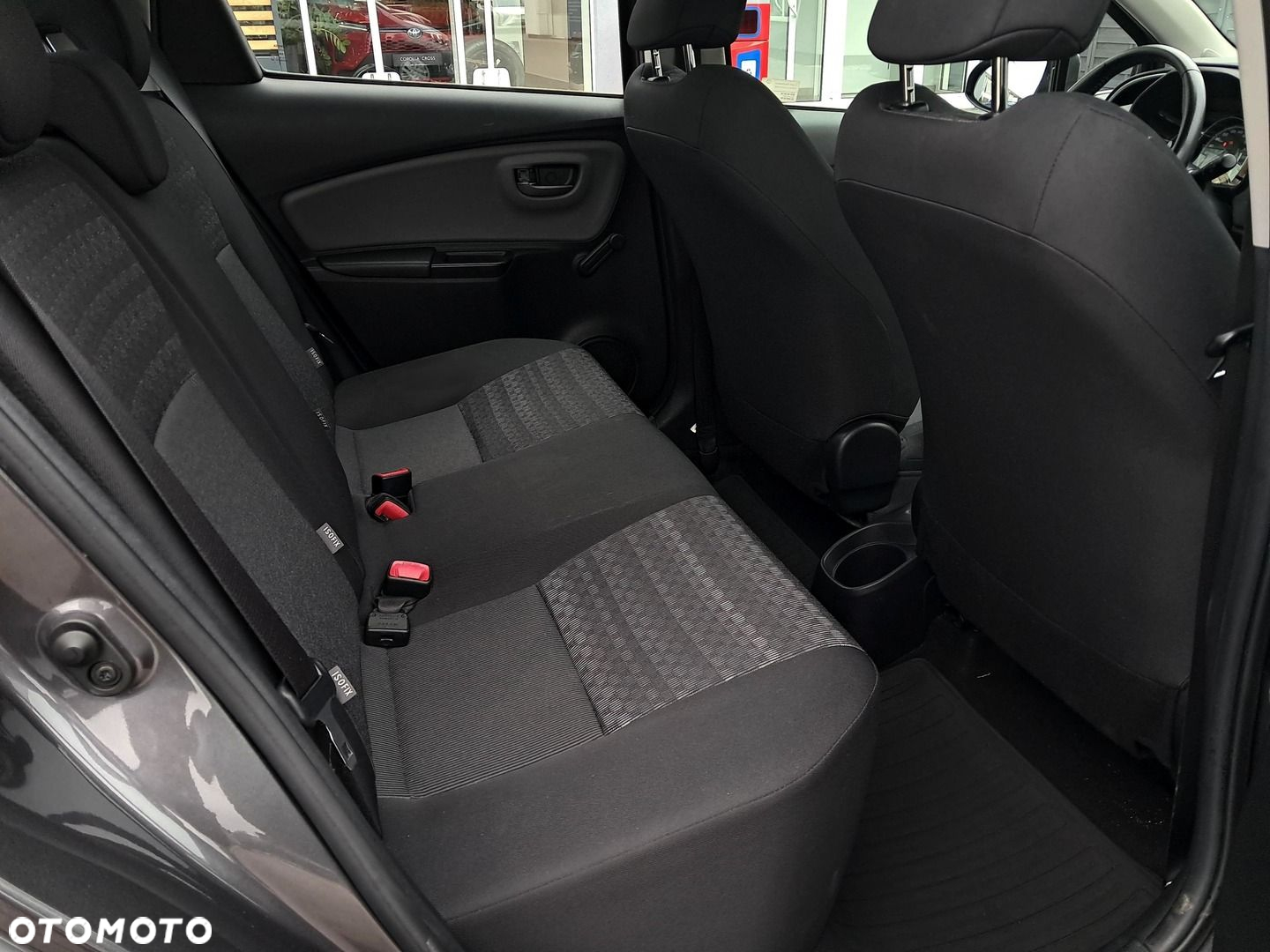 Toyota Yaris - 11
