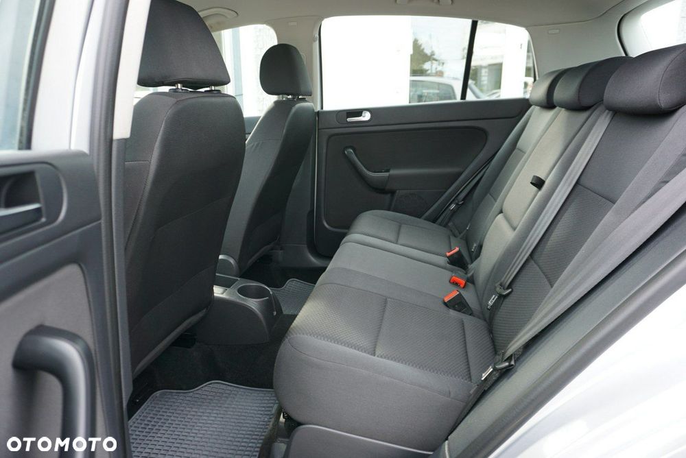 Volkswagen Golf Plus - 13