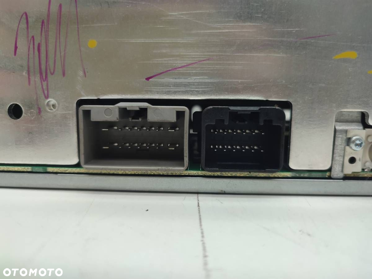 RADIO ODTWARZACZ CD WYŚWIETLACZ FORD FIESTA MK7 8A6T18C815BR 5A6T18B955BL - 5