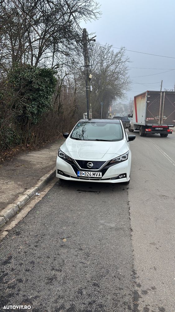 Nissan LEAF Tekna - 9