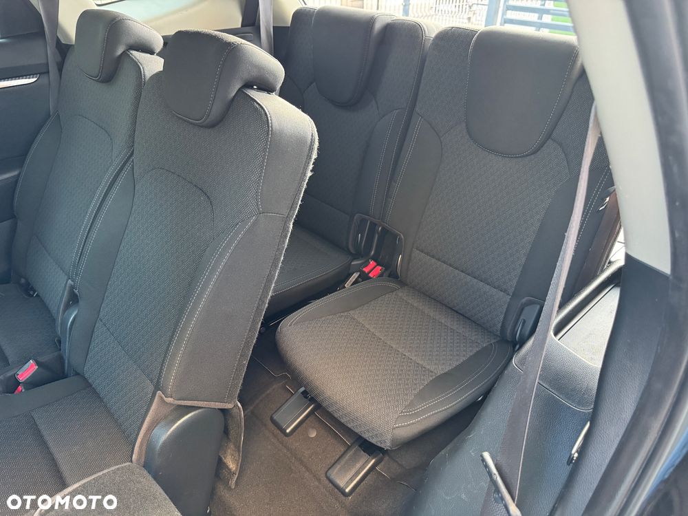 Kia Carens 1.7 CRDi 141 ISG Vision - 11