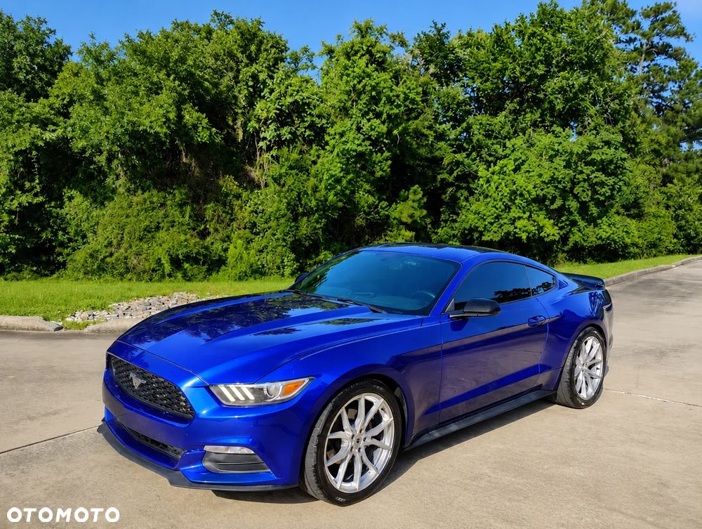 Ford Mustang 3.7 V6 - 1