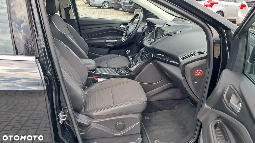 Ford Kuga Vignale 2.0 TDCi AWD - 15