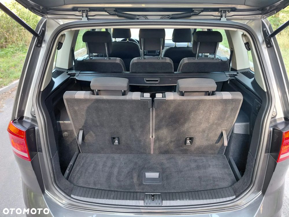Volkswagen Touran 1.6 TDI SCR (BlueMotion Technology) DSG Comfortline - 17
