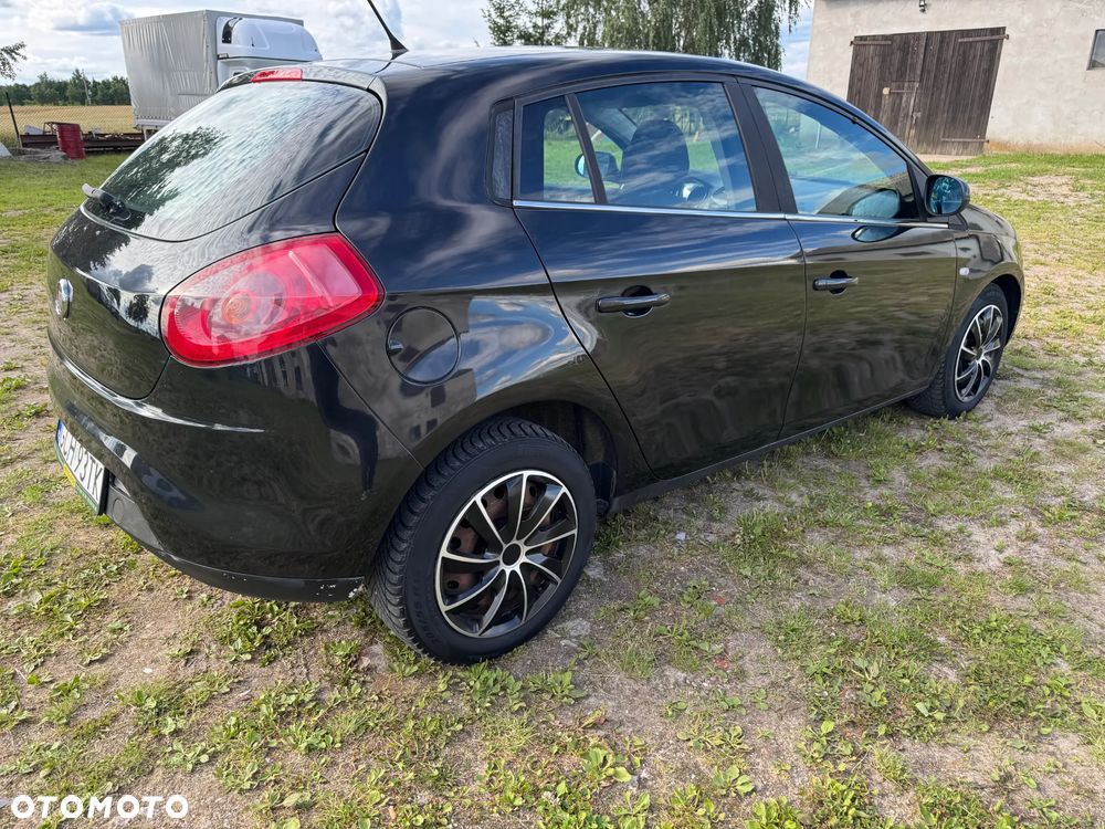 Fiat Bravo 1.4 16V Dynamic - 12