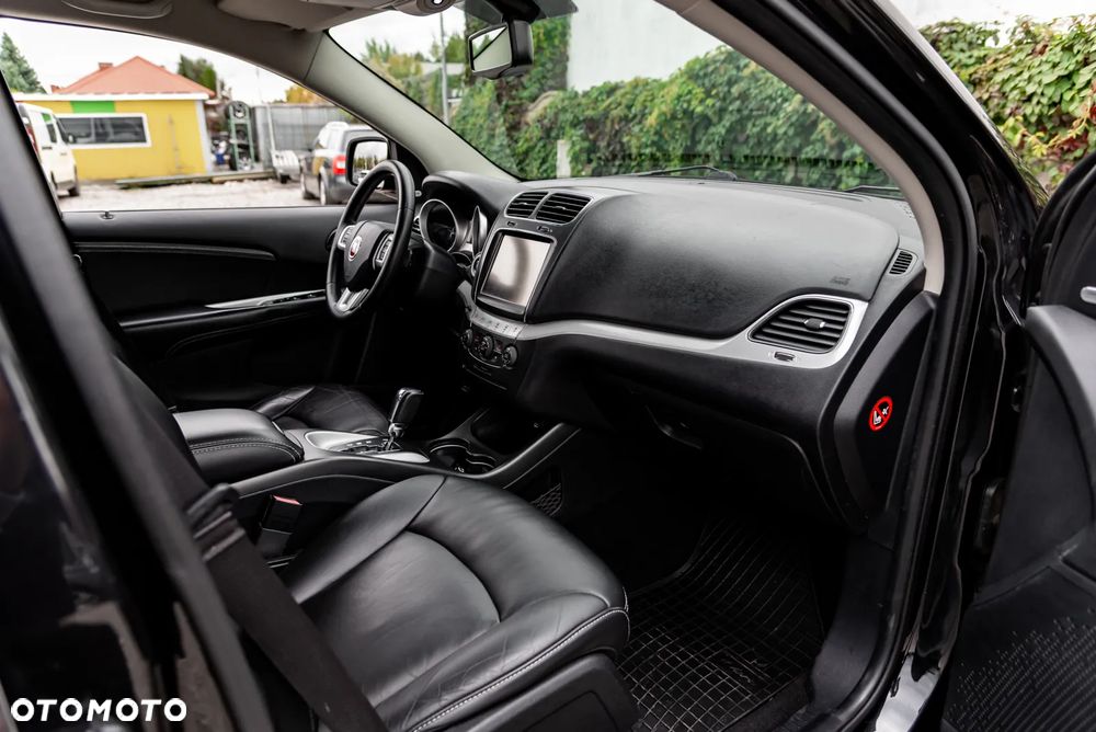 Fiat Freemont 3.6 V6 Lounge - 23