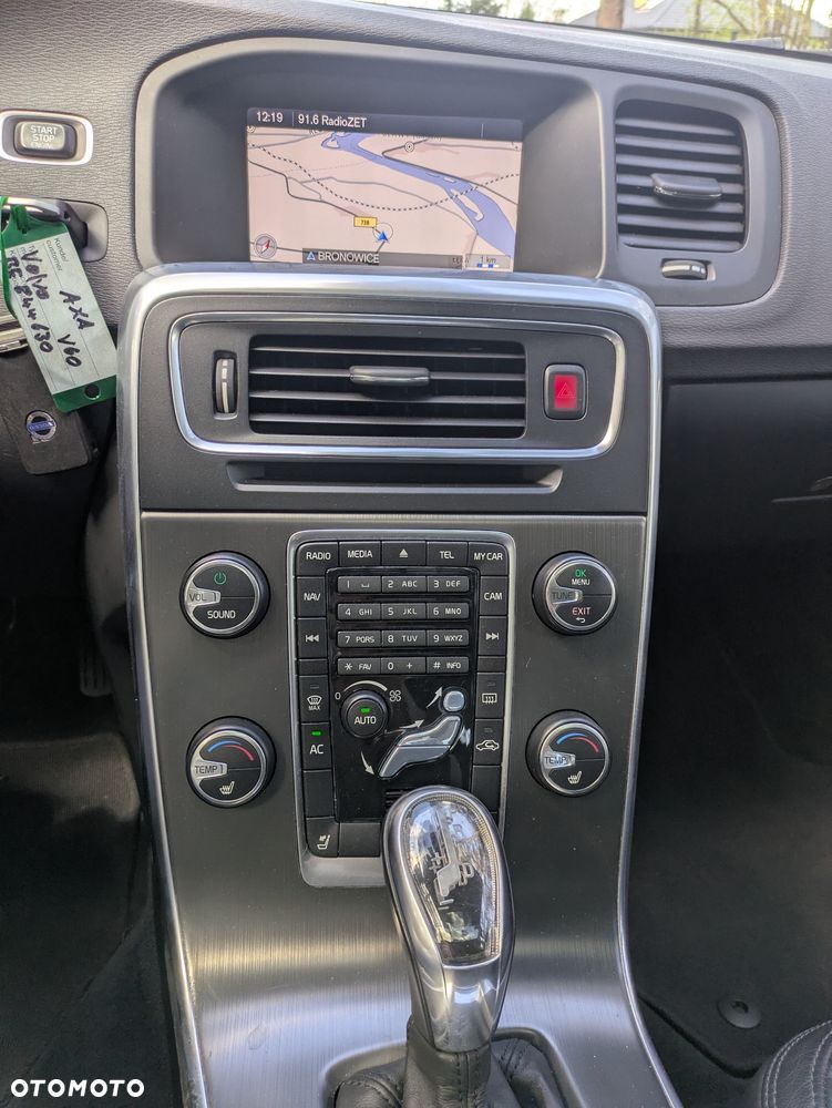 Volvo V60 D4 AWD Summum - 18