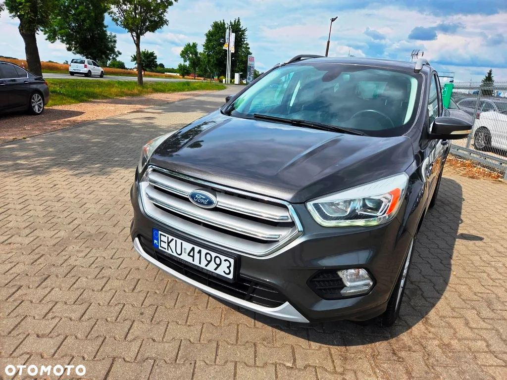 Ford Kuga 2.0 TDCi 2x4 Business Edition - 18