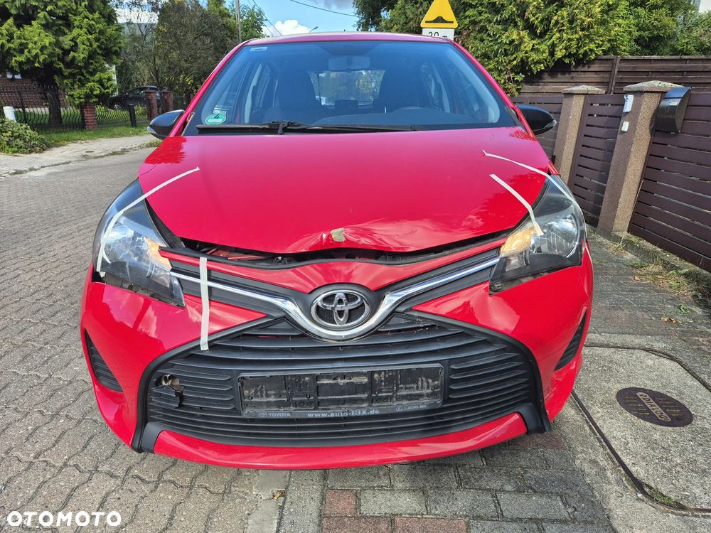 Toyota Yaris - 1