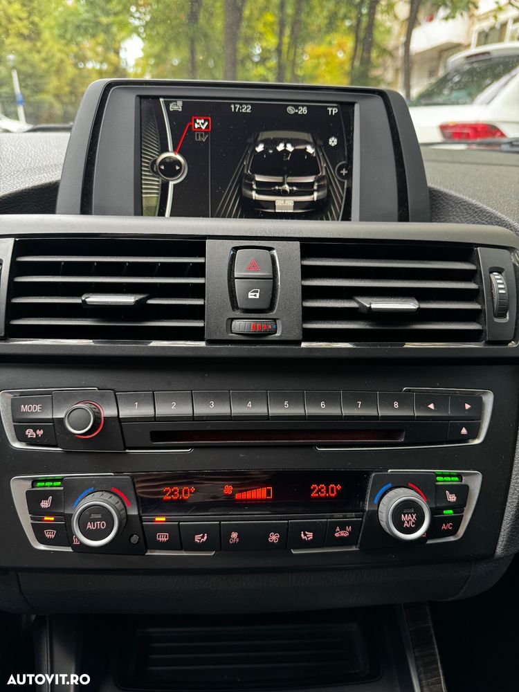 BMW Seria 1 118d Sport Line - 19