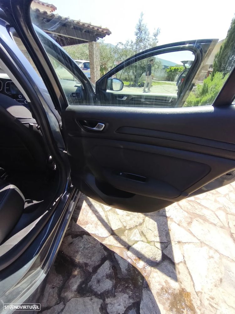 Renault Mégane 1.5 dCi Zen - 17