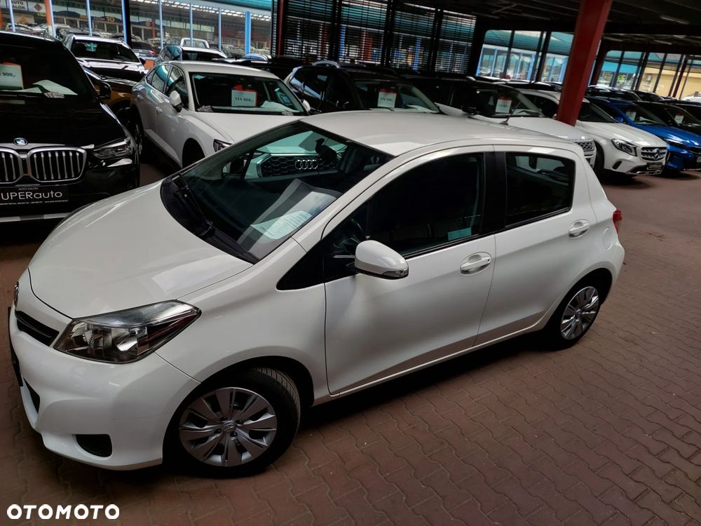 Toyota Yaris - 4