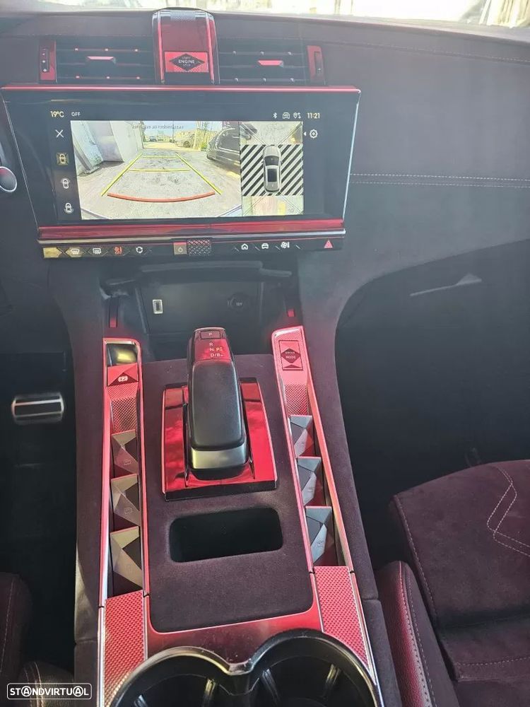 DS DS7 Crossback E-Tense Performance Line EAT8 - 11
