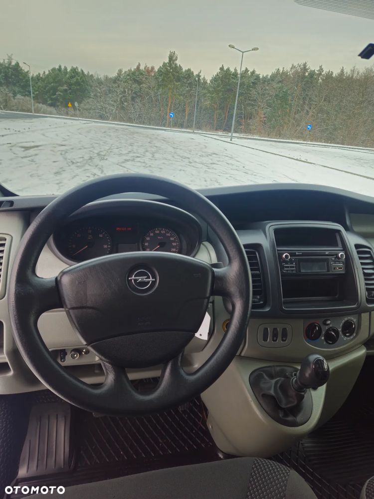 Opel Vivaro - 23