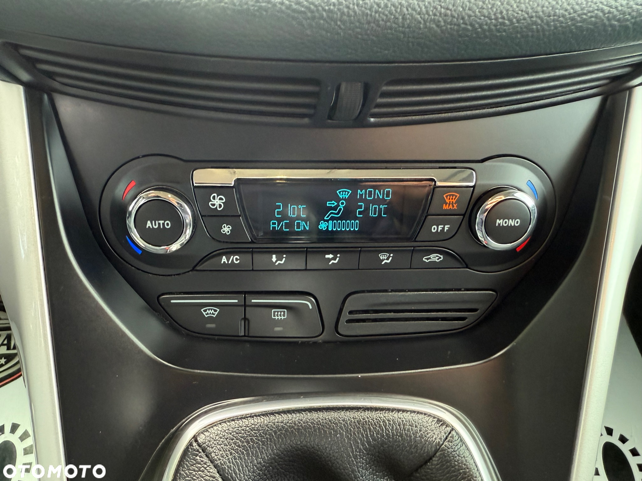 Ford Grand C-MAX - 29