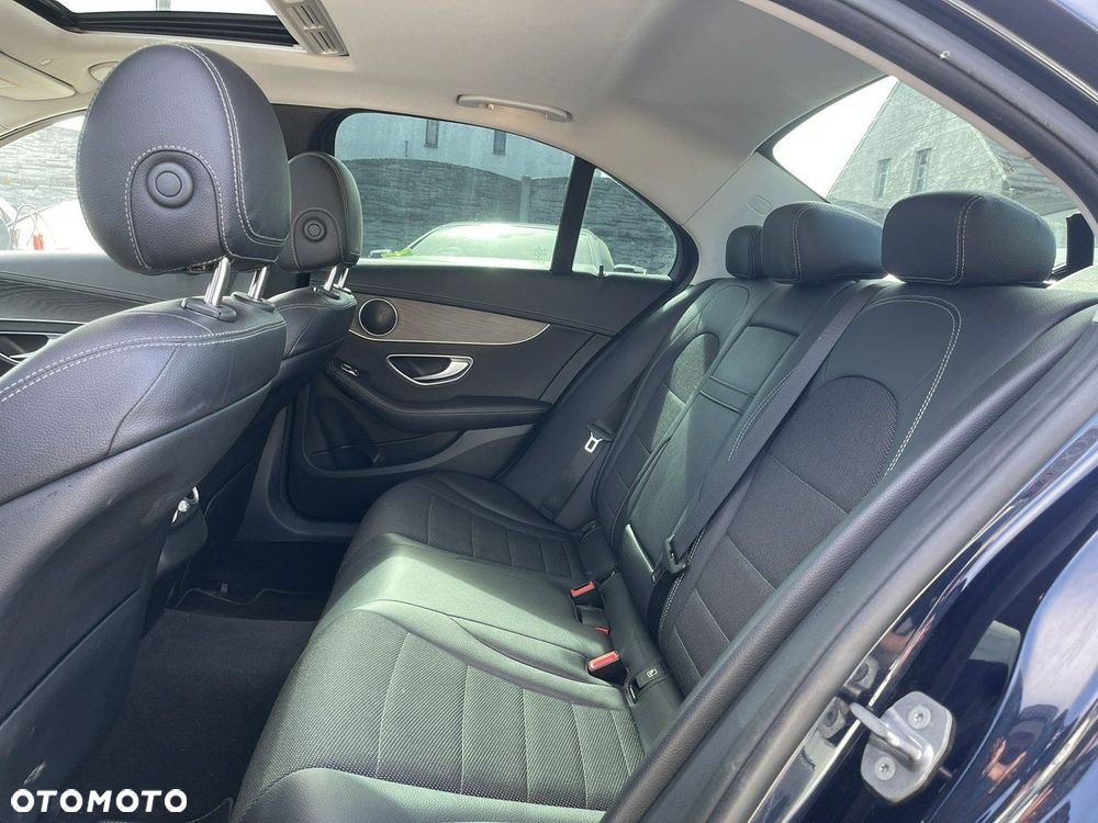 Mercedes-Benz Klasa C 300 d 4Matic 9G-TRONIC Exclusive - 14
