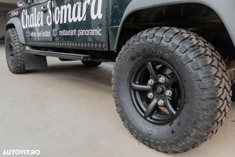 Land Rover Defender - 18