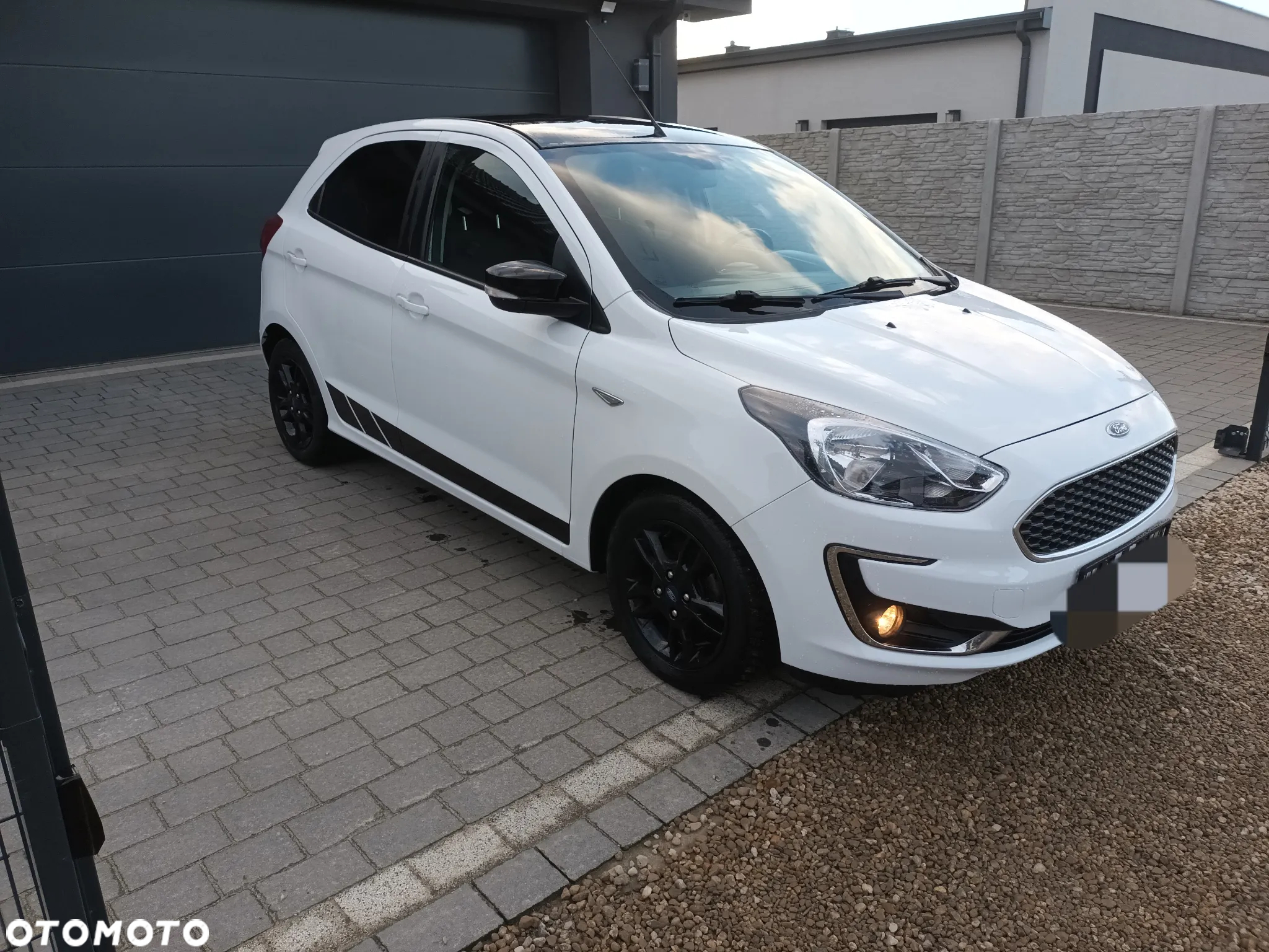 Ford Ka+ 1.2 Ti-VCT Black Edition - 10