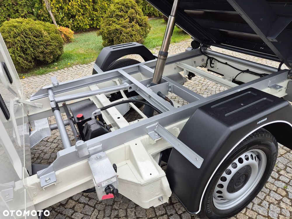 Volkswagen T5 Wywrotka - 34
