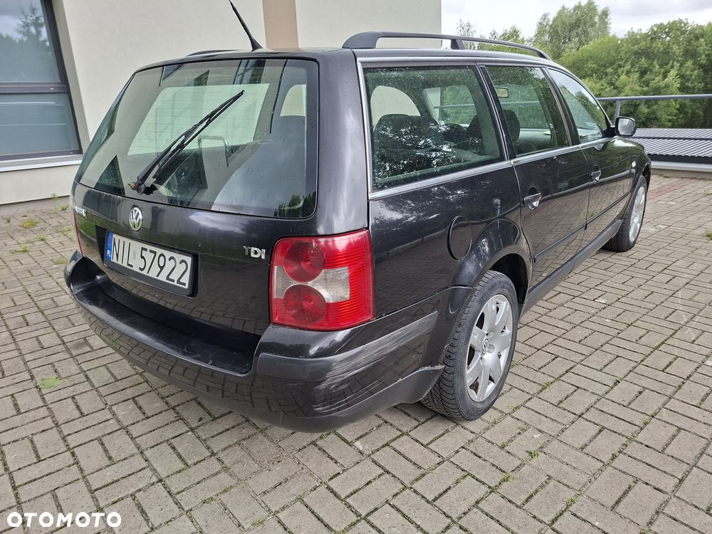 Volkswagen Passat - 4