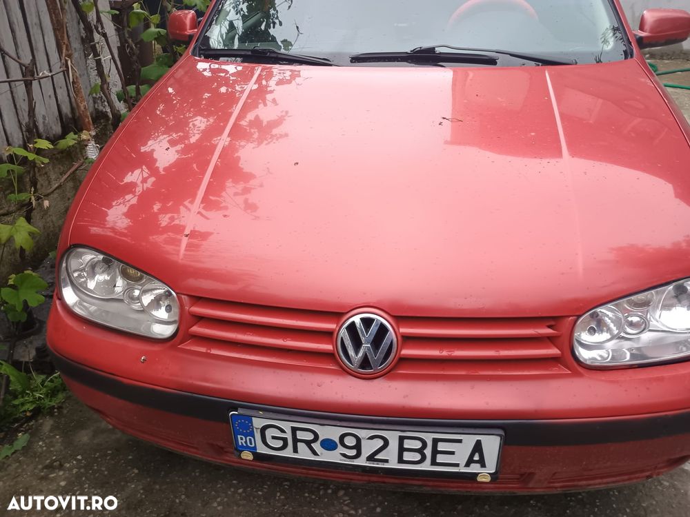 Volkswagen Golf - 4