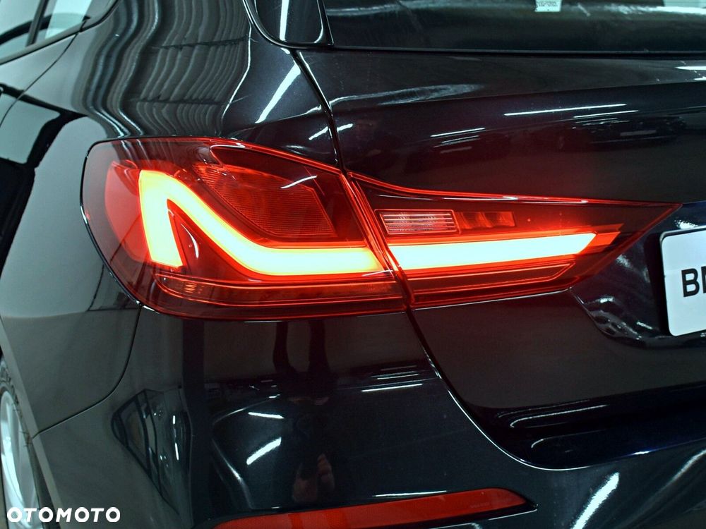 BMW Seria 1 - 25