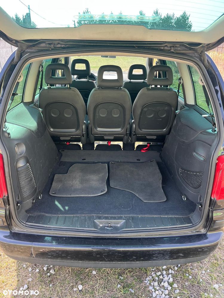 Seat Alhambra 2.0 TDI Reference - 10