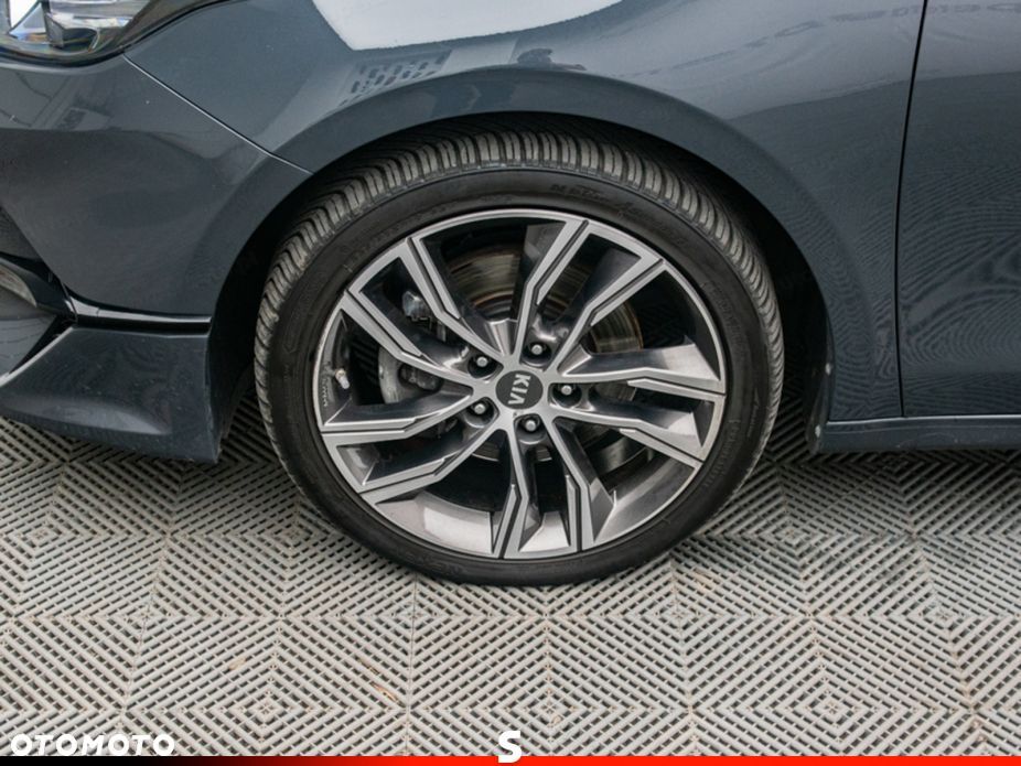 Kia Ceed 1.5 T-GDI M DCT - 6