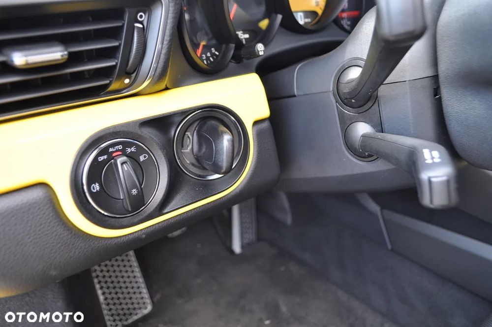 Porsche 911 Carrera S 50 Jahre - 26
