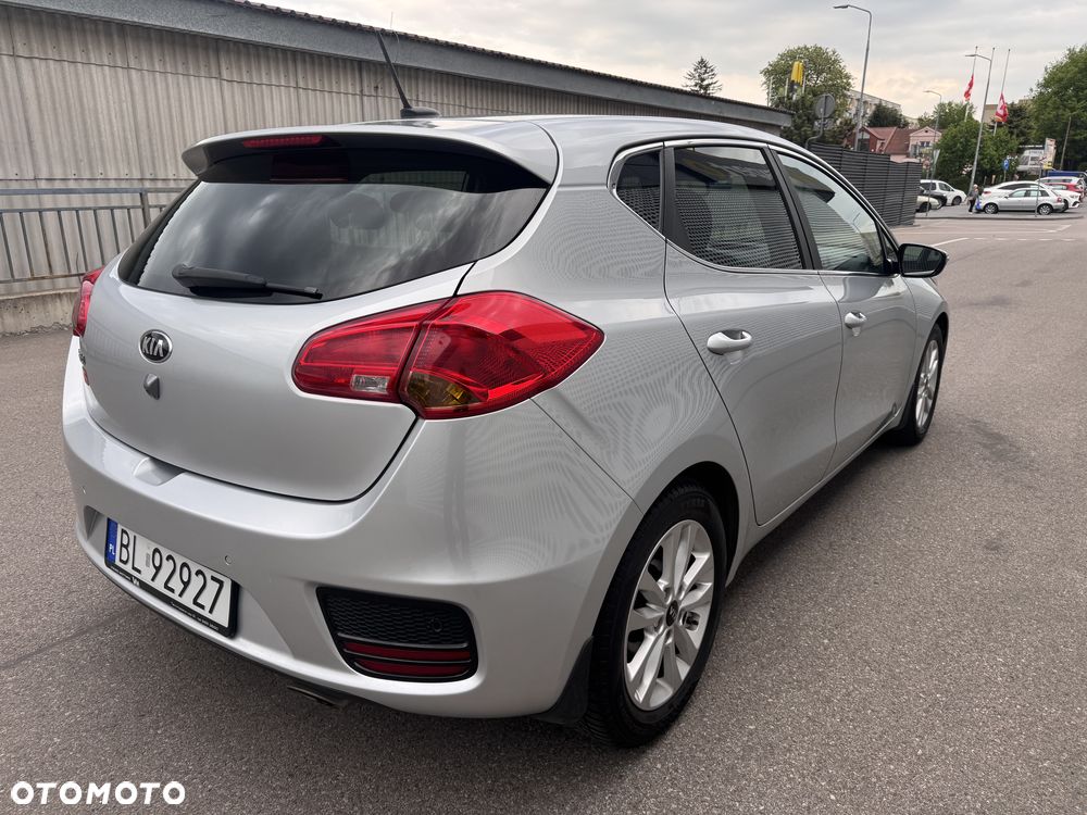 Kia Ceed 1.6 GDI DCT Platinum Edition - 8