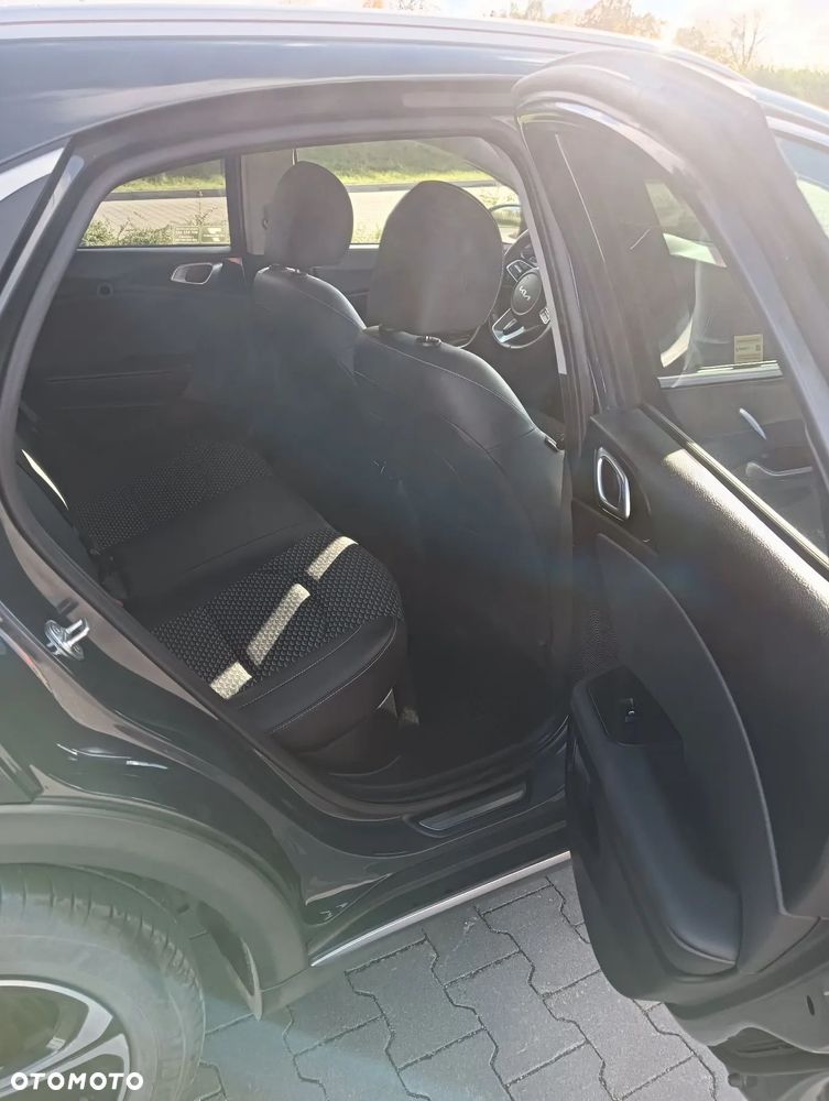 Kia XCeed 1.6 GDI PHEV L DCT - 14