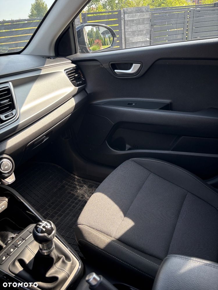 Kia Rio 1.2 L Business Line - 10