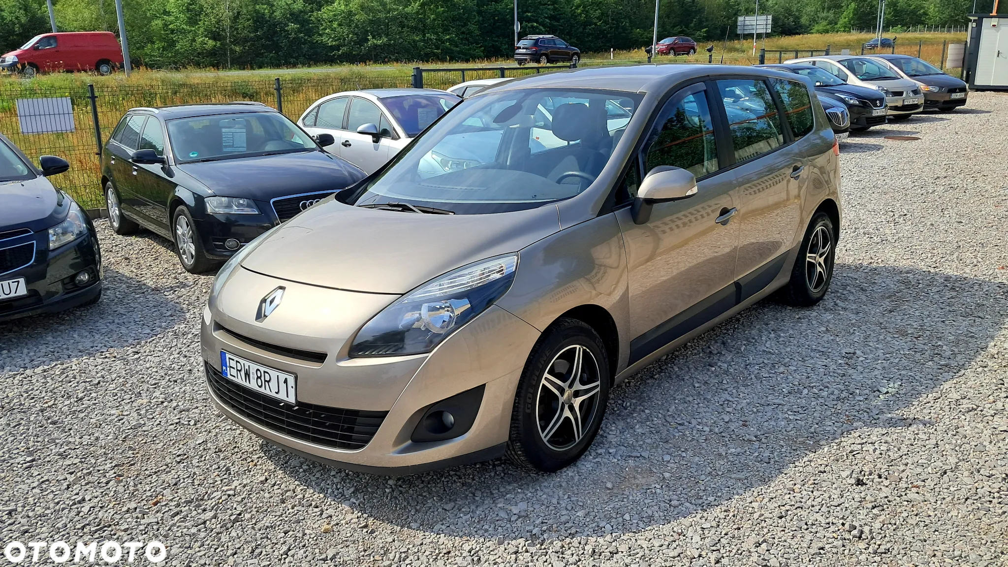 Renault Grand Scenic 1.6 16V 110 Expression - 9