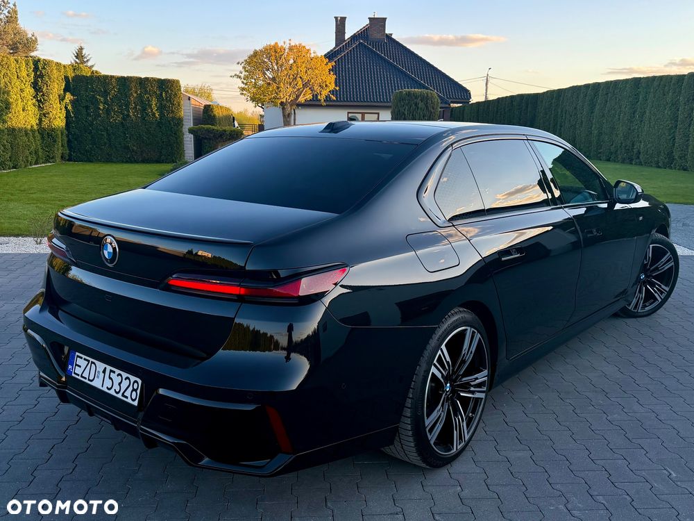 BMW Seria 7 740d xDrive mHEV sport - 33