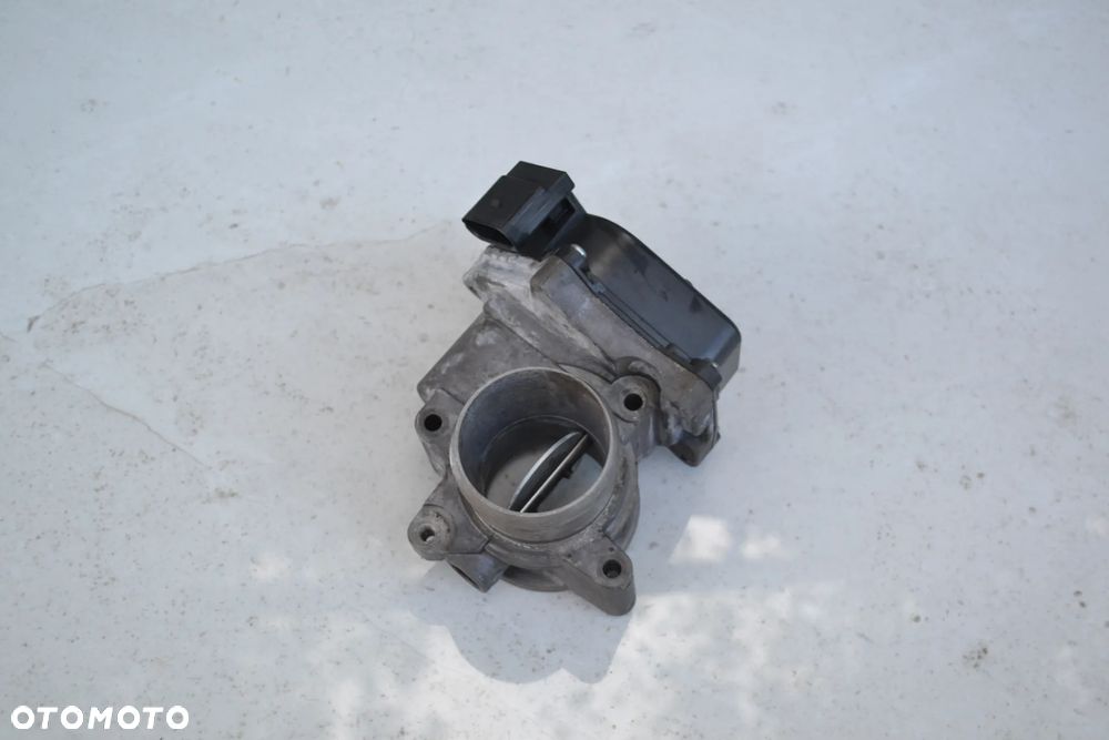 VW AUDI SEAT SKODA 1,6 TDI PRZEPUSTNICA POWIETRZA 03G128063F - 1
