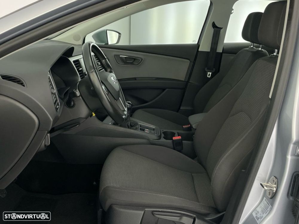 SEAT Leon 1.6 TDI Style S/S — fotografia 10