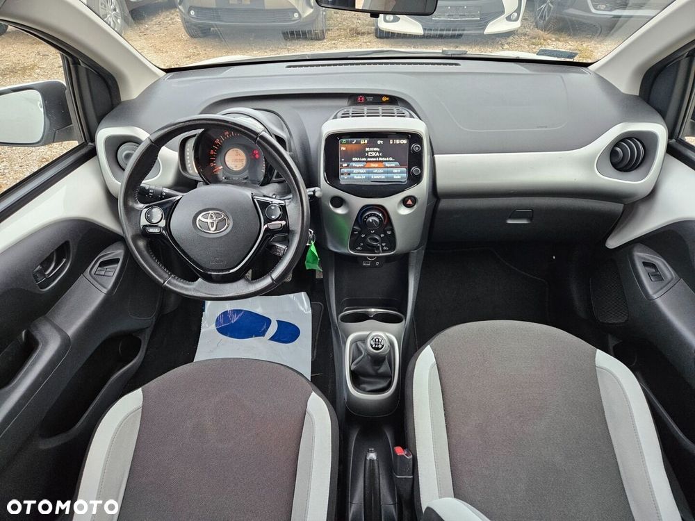 Toyota Aygo - 10