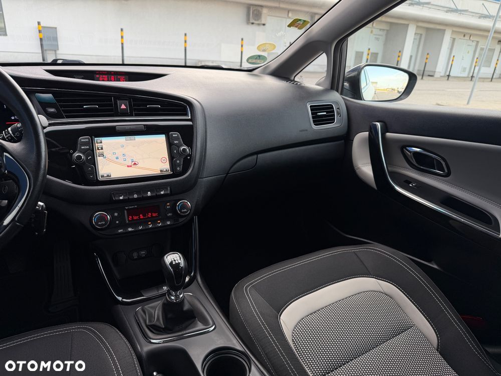 Kia Ceed 1.6 CRDi L - 17