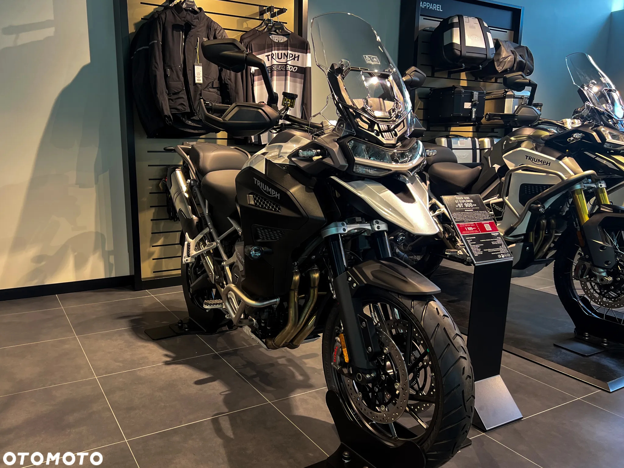 Triumph Tiger - 2