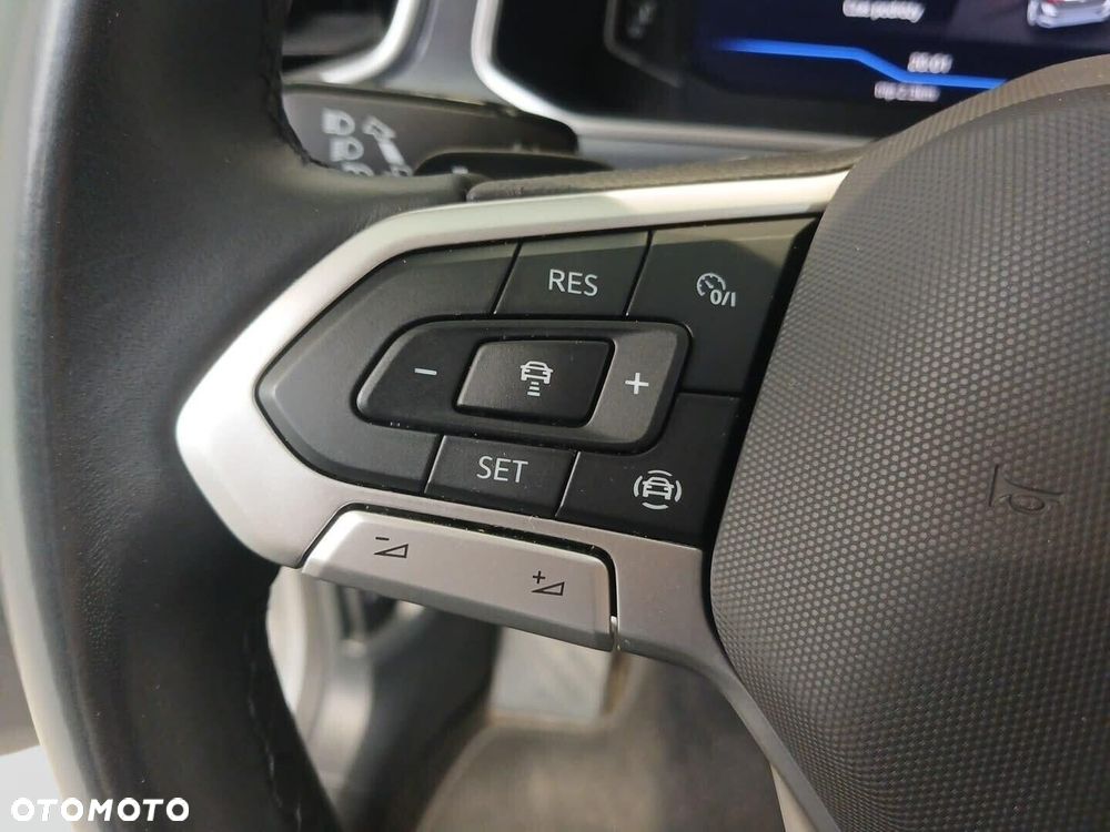 Volkswagen T-Roc 1.5 TSI Style DSG - 26