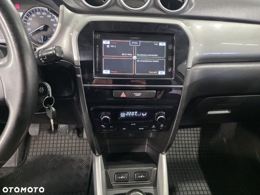 Suzuki Vitara 1.6 (4x4) Allgrip Comfort+ - 35