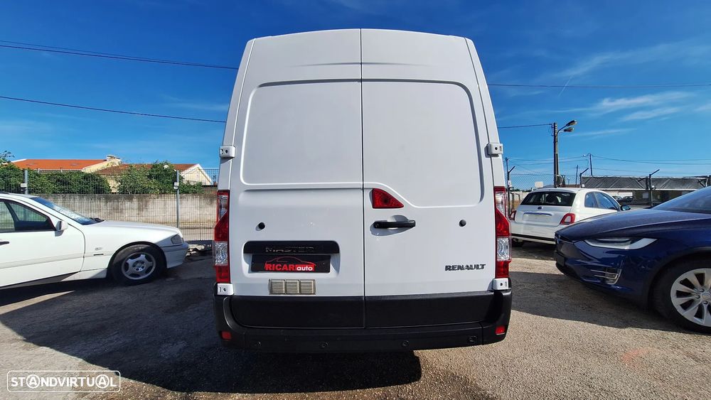 Renault Master 2.3 dci L2H2 hka 3.3t Caixa Automática - 6
