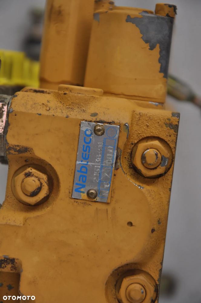 Rozdzielacz hydrauliczny yanmar SV 08 - 9