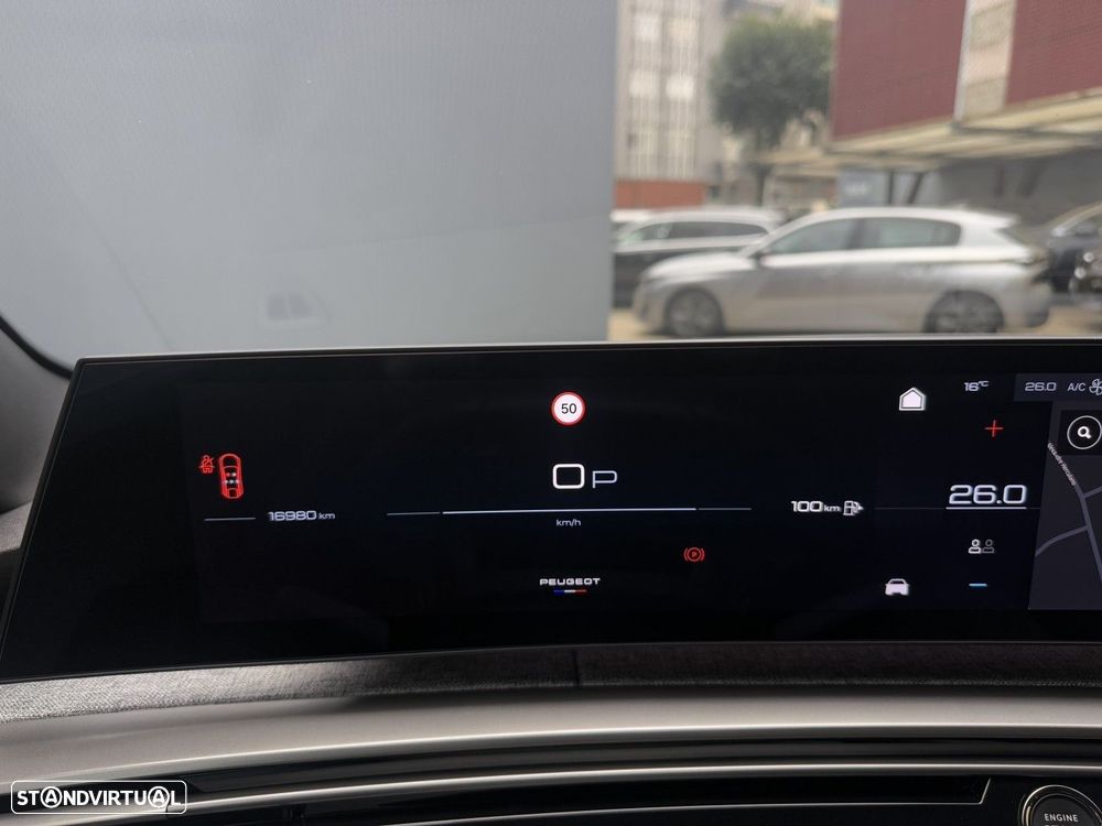 Peugeot 3008 1.2 Hybrid Allure e-DCS6 - 29