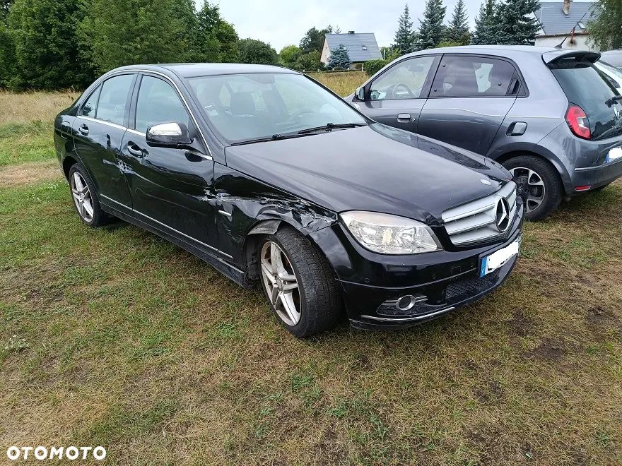 Mercedes-Benz Klasa C 220 CDI DPF Automatik Avantgarde - 3