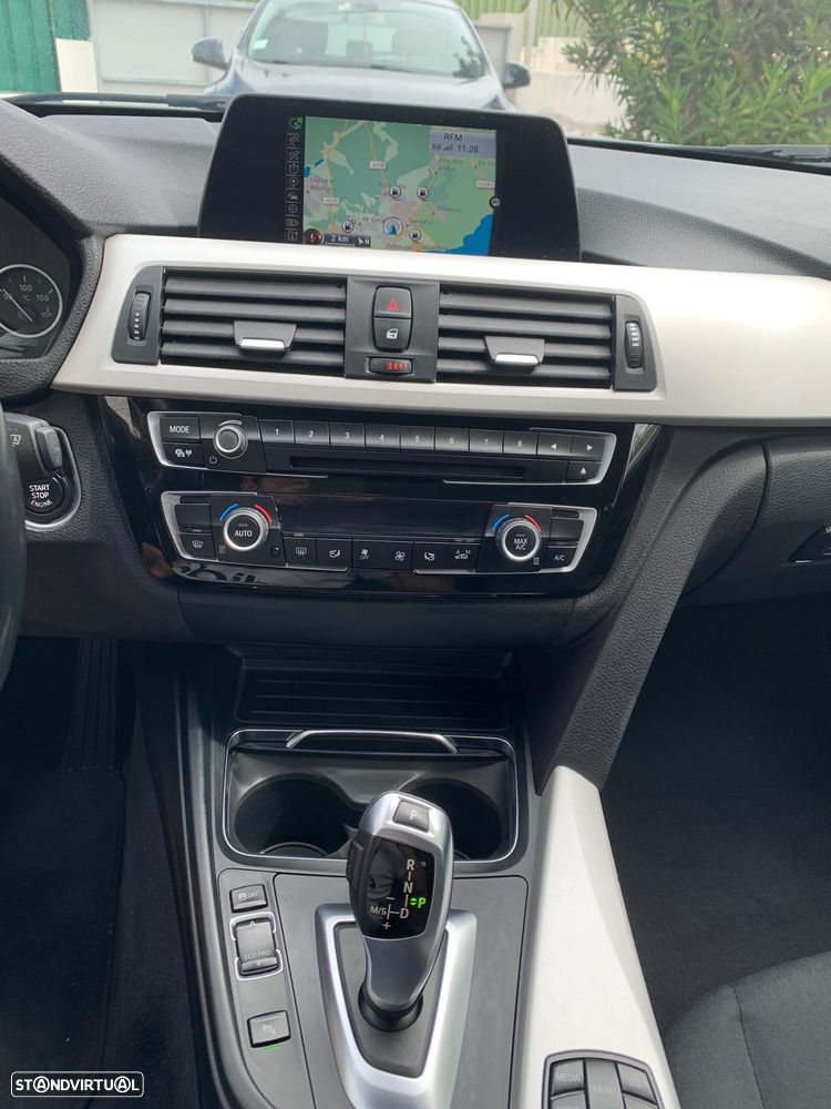 BMW 320 d Aut. Efficient Dynamics Edition Sport Line - 7