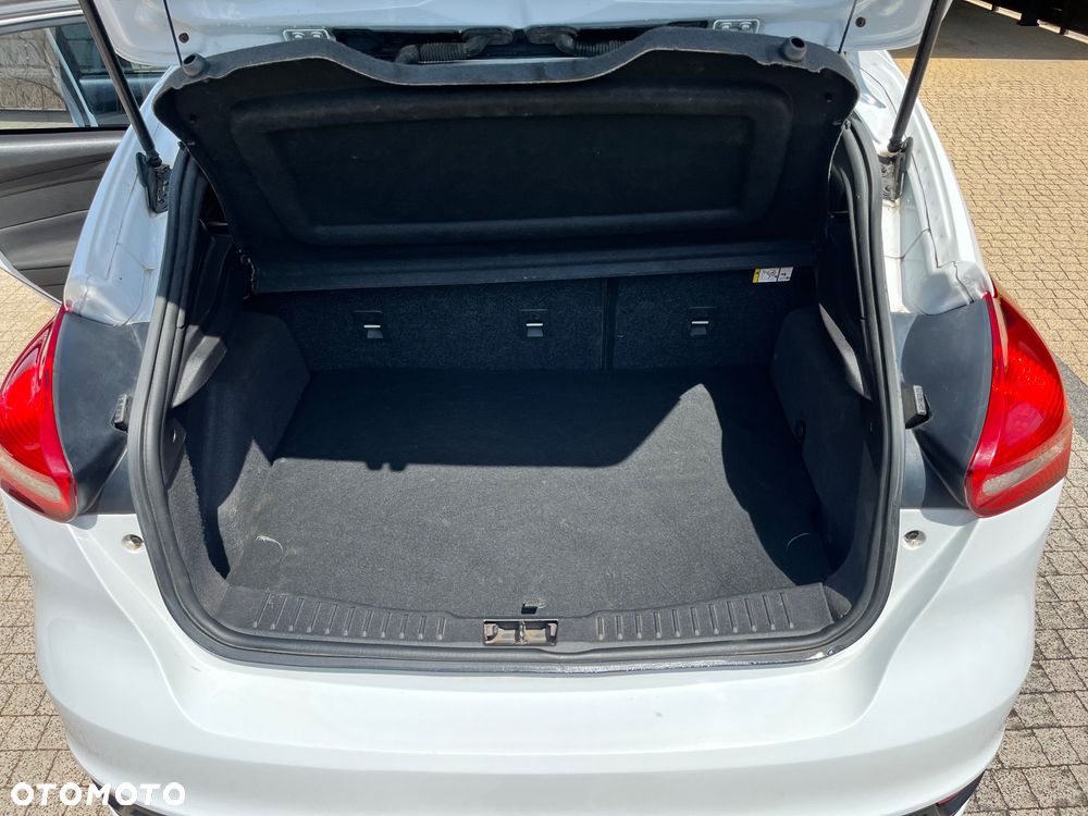 Ford Focus 2.0 EcoBoost ST - 14