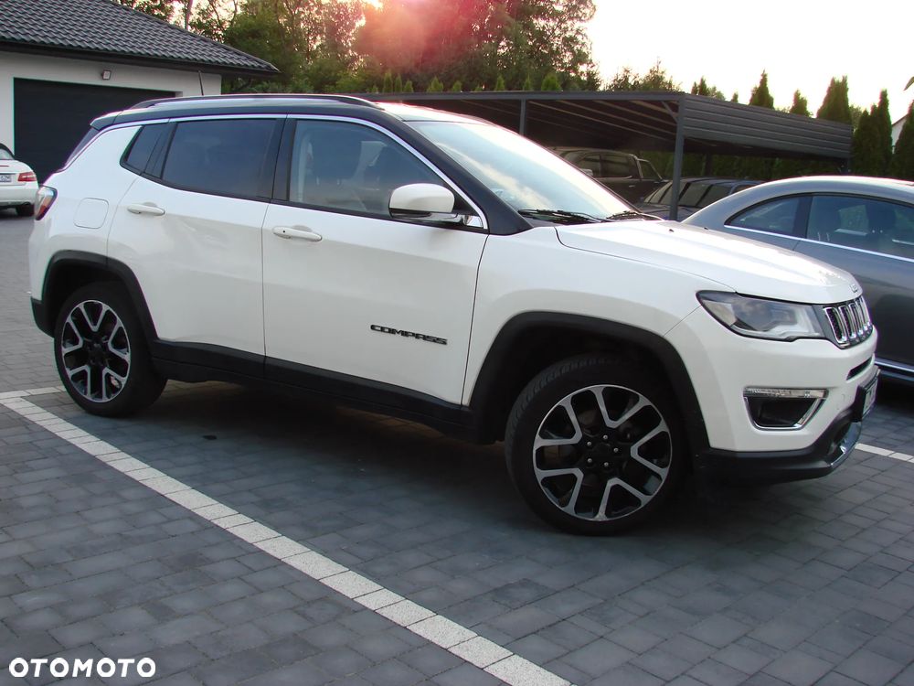 Jeep Compass - 10