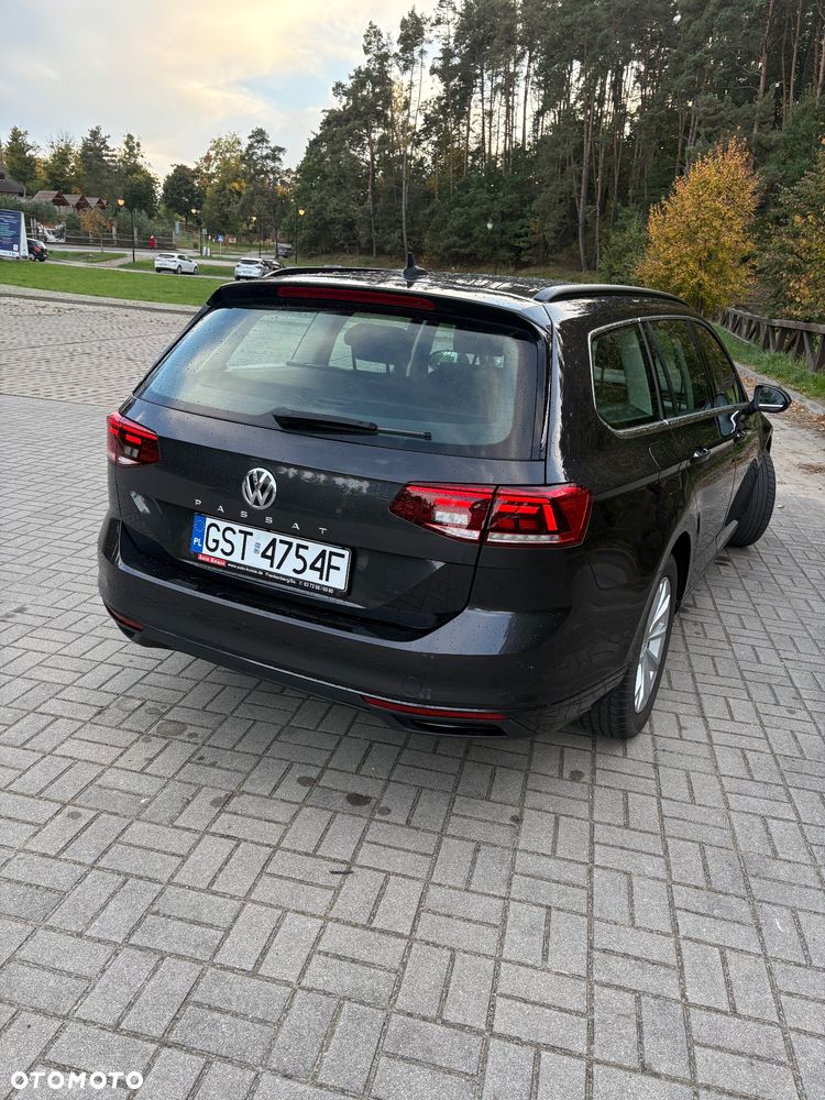 Volkswagen Passat - 7