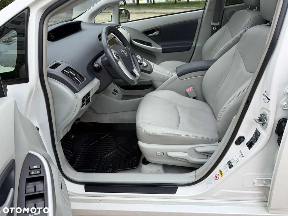 Toyota Prius - 7